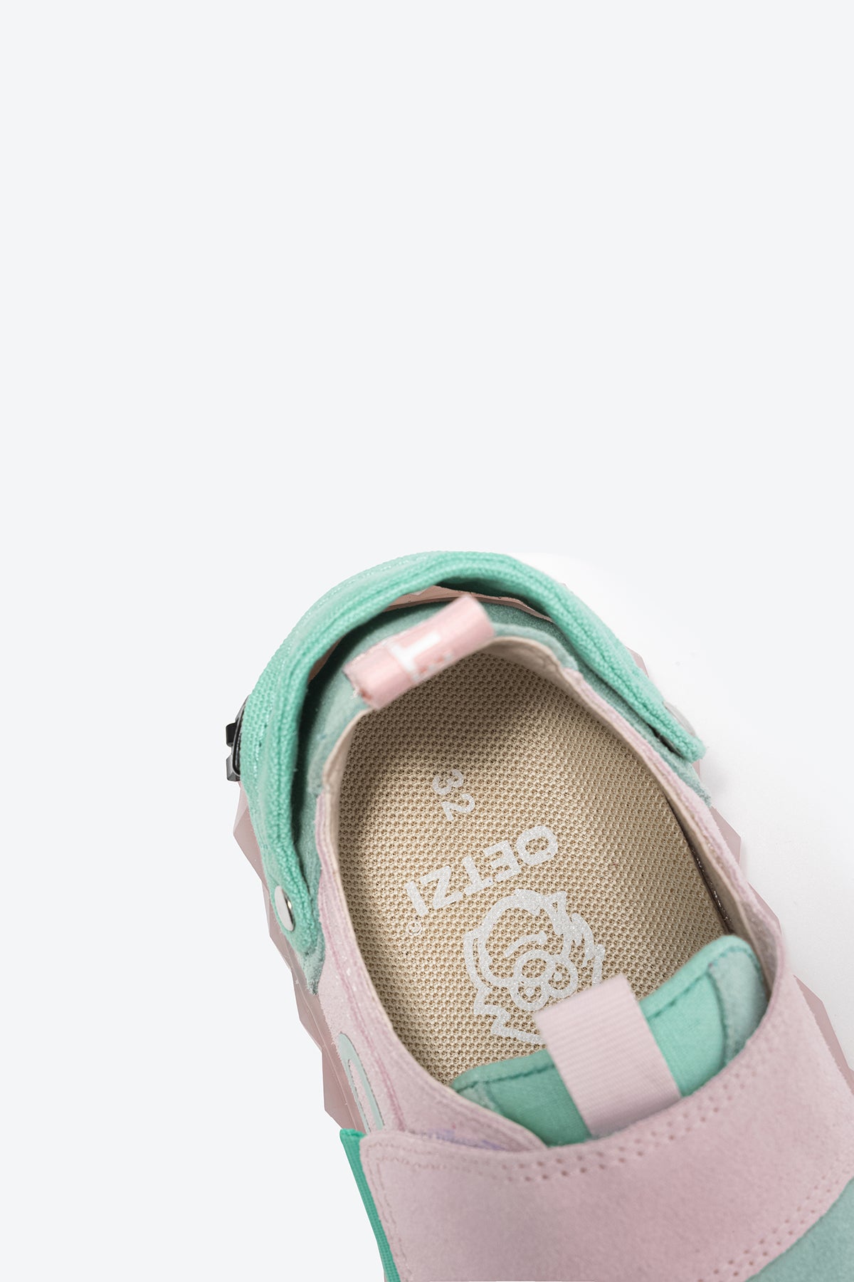 OETZI MINI Sneakers For Kids | Cool Shoes | Girl Shoes - Oetziceman