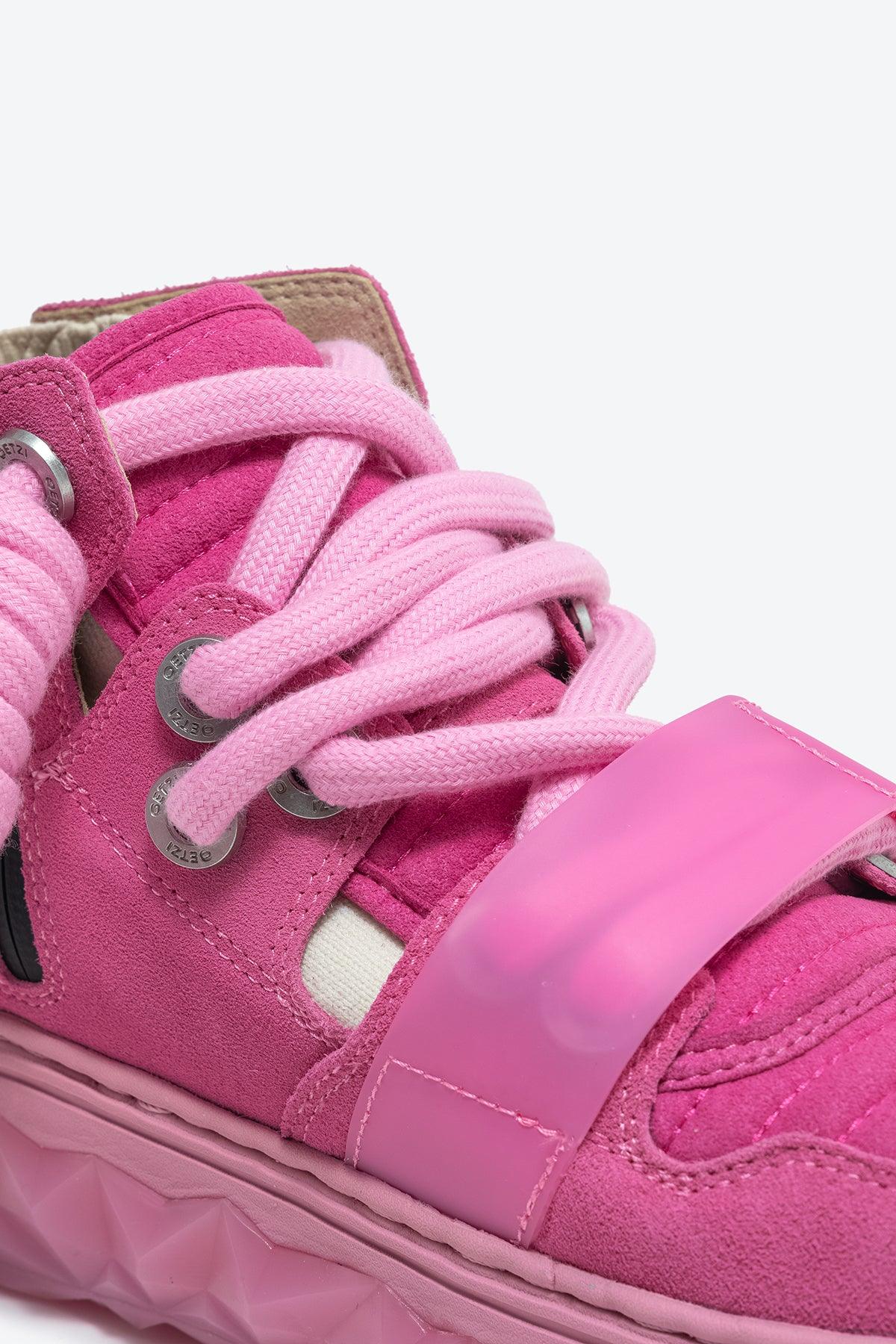 MIXCE Unisex High Top Sneakers For Women And Men - Oetziceman