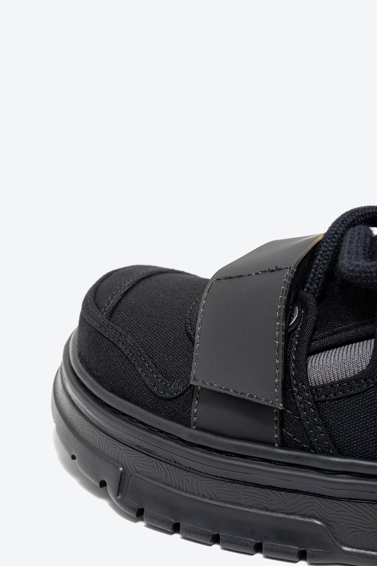 OETZIight Unisex Sneakers For Women And Men - Oetziceman