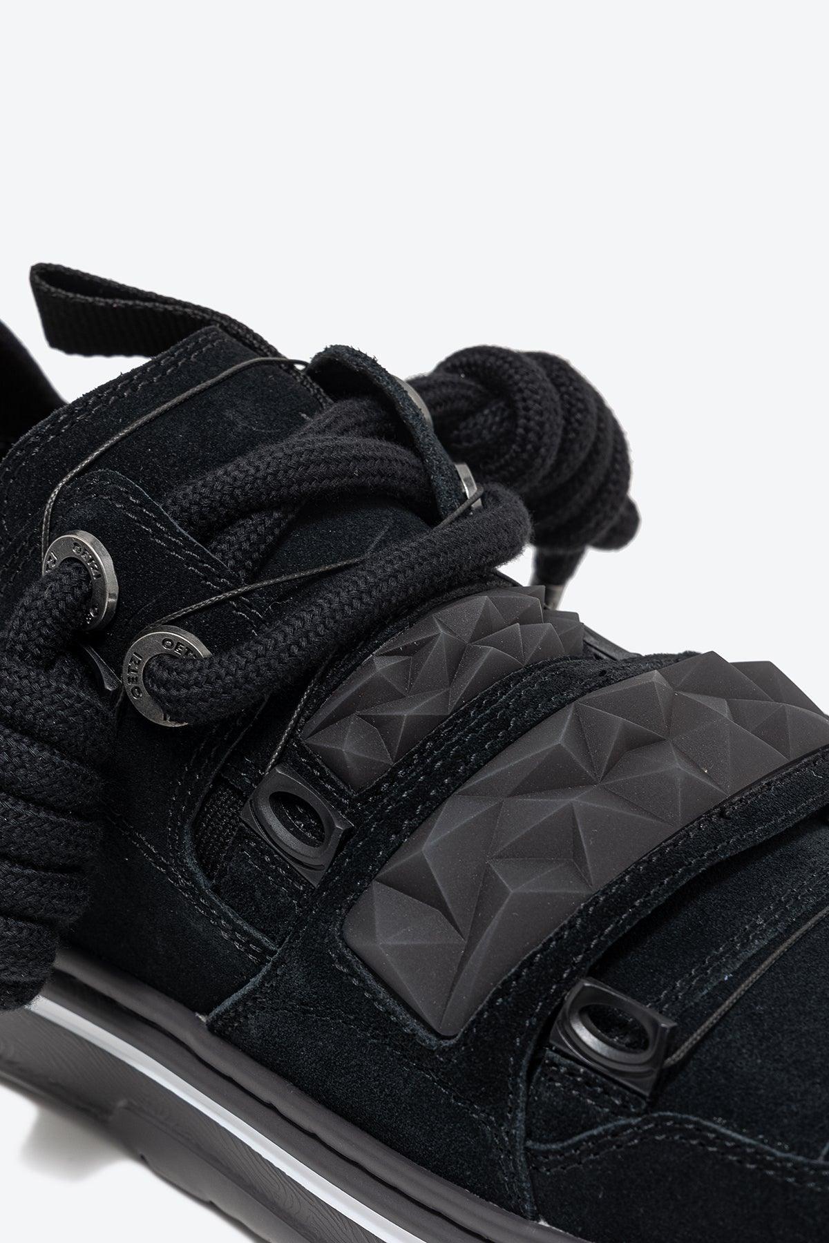 OETZIight Unisex Sneakers For Women And Men - Oetziceman