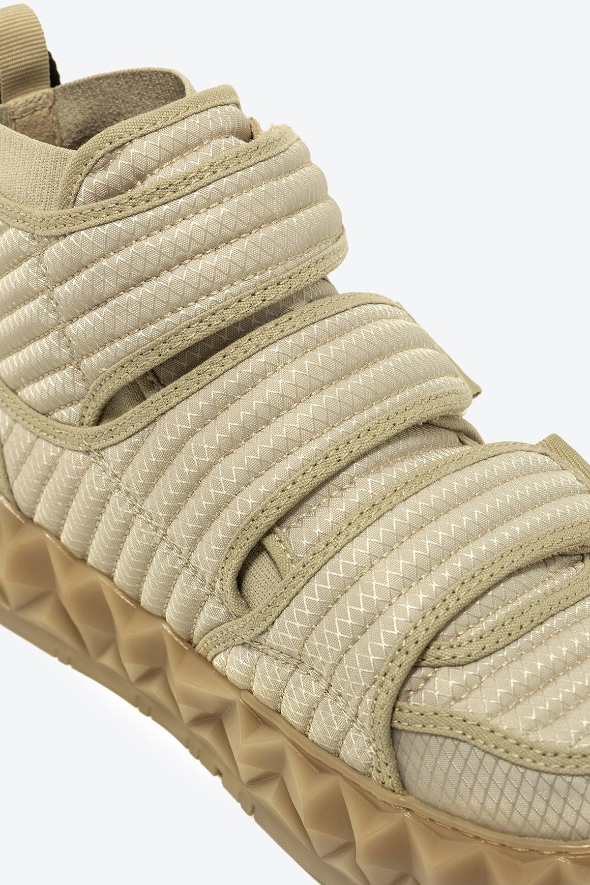 The Blaze - Oetziceman