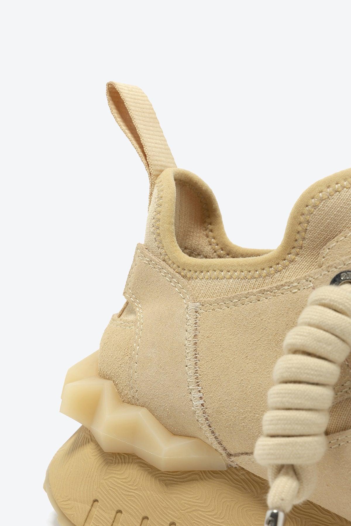 The Sassy - Oetziceman