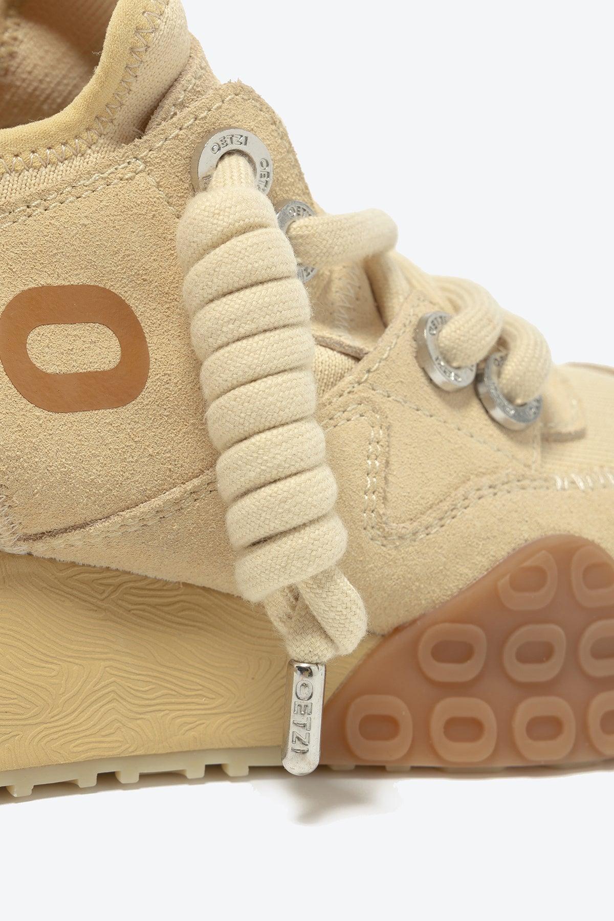 The Sassy - Oetziceman