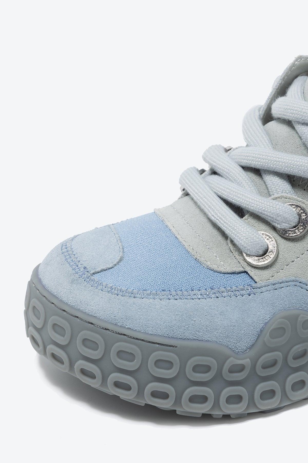 The Sassy - Oetziceman