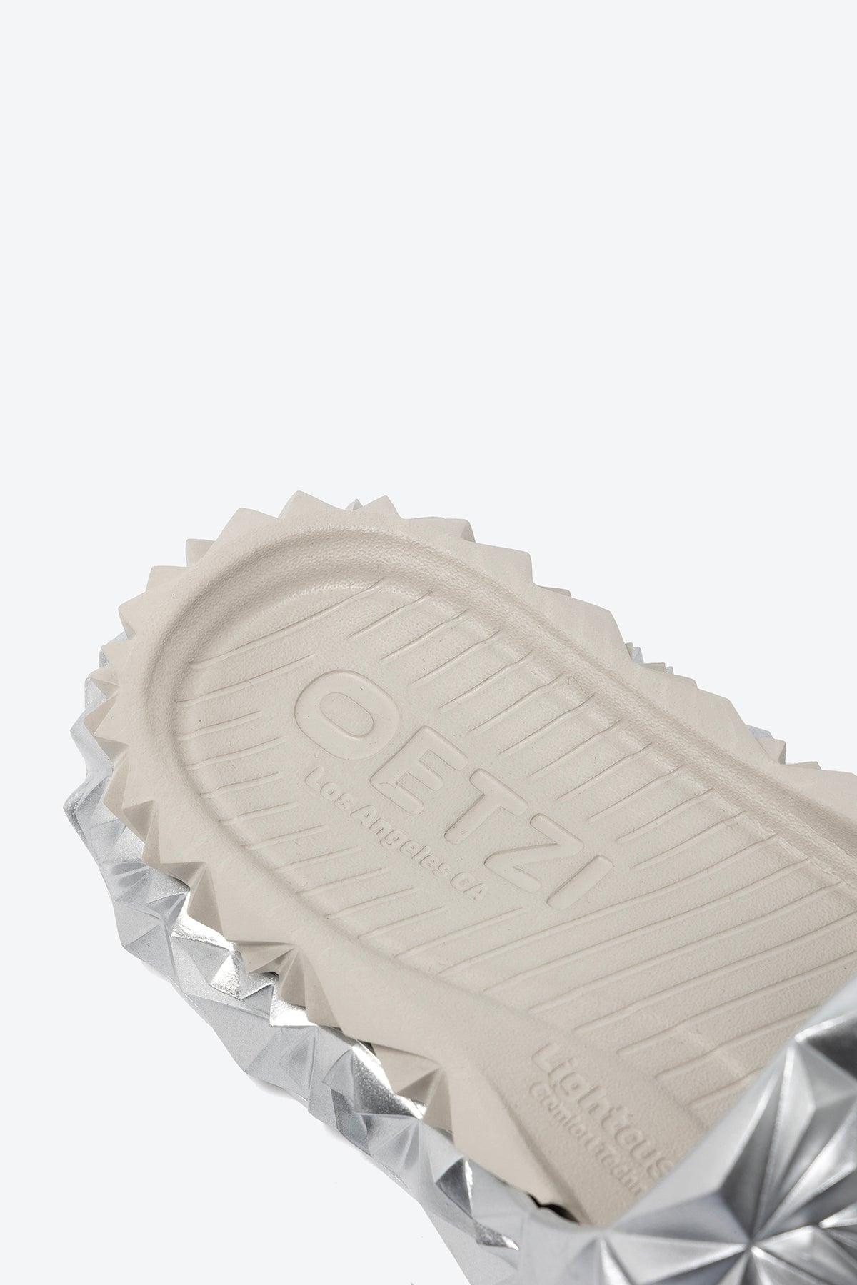 The Slide - Oetziceman