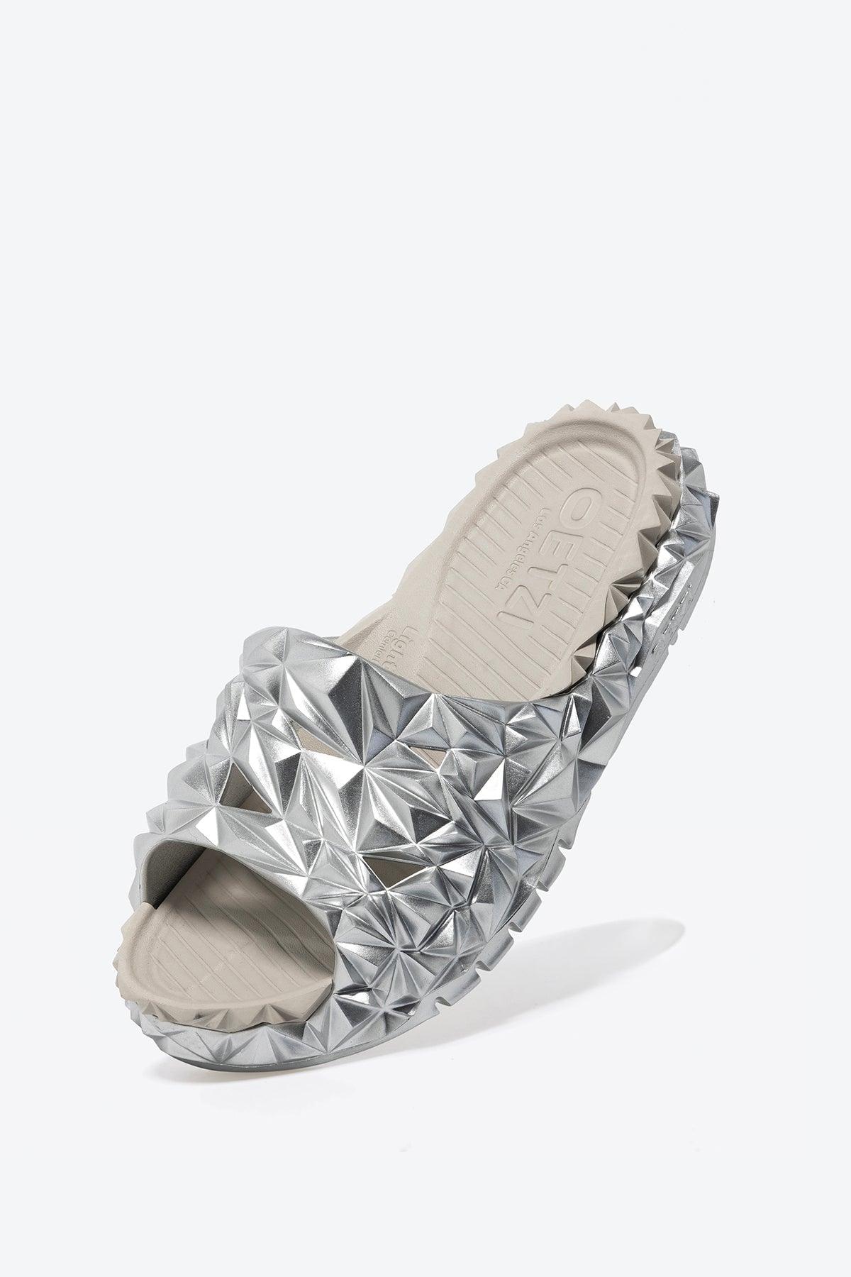 The Slide - Oetziceman