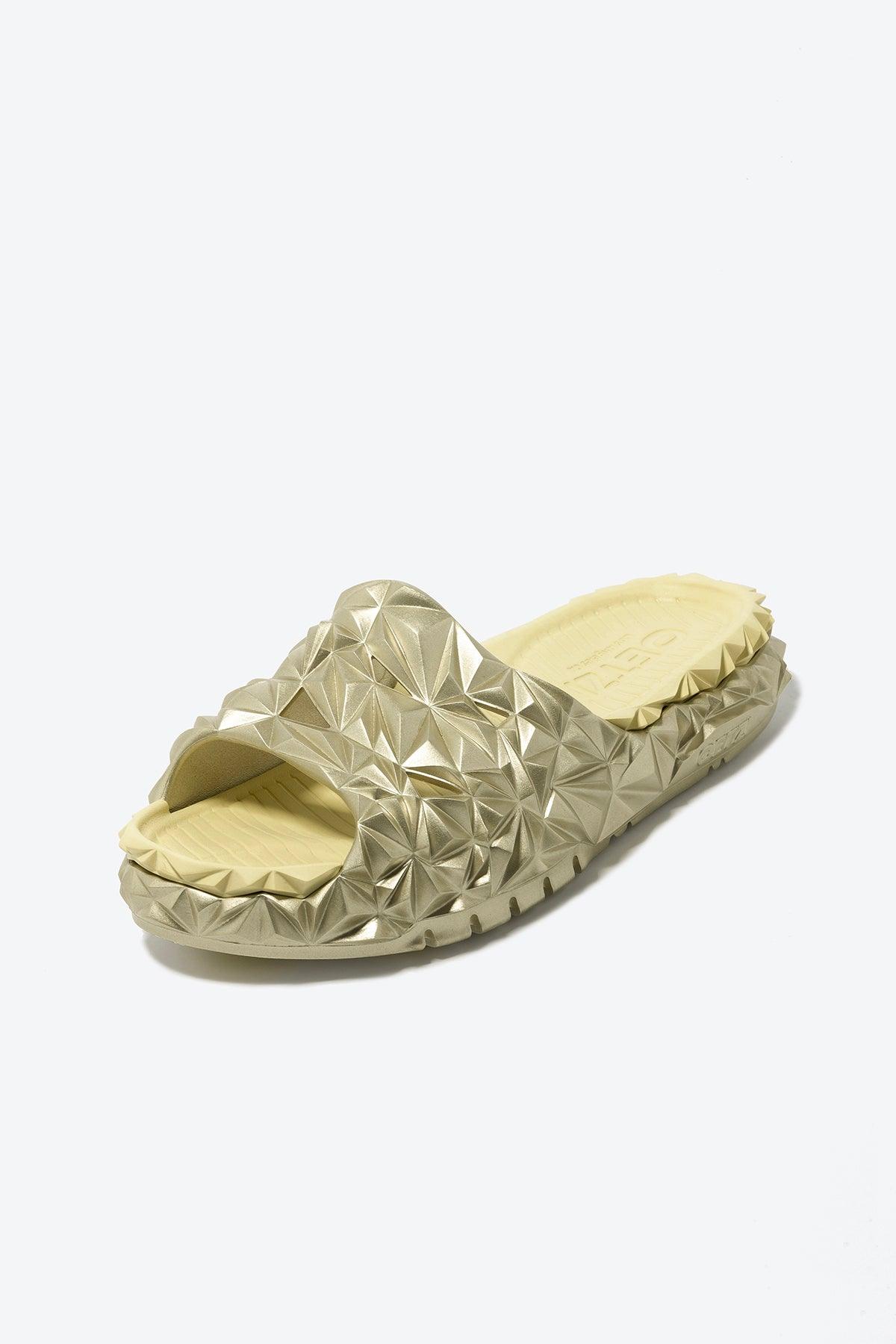 The Slide - Oetziceman