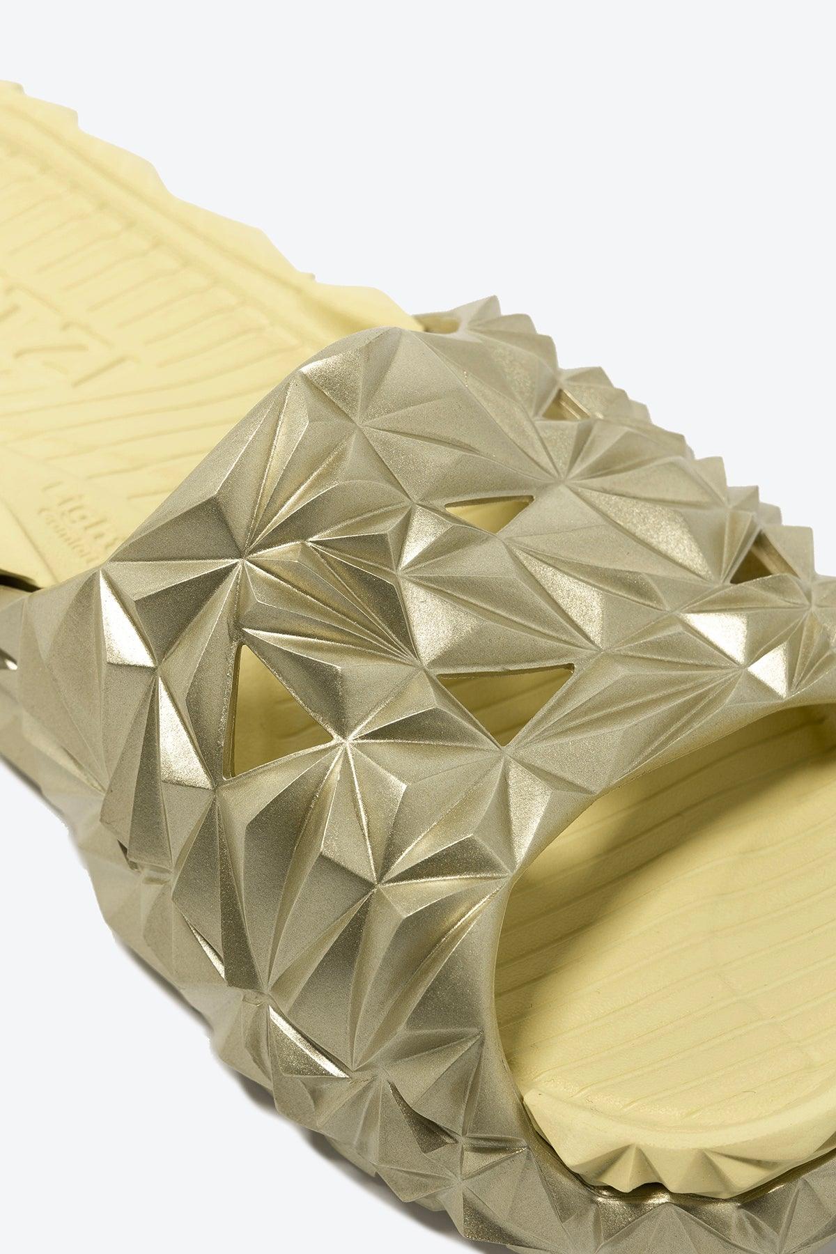 The Slide - Oetziceman