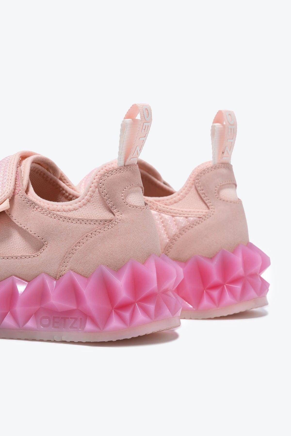 The Suzy B - Oetziceman