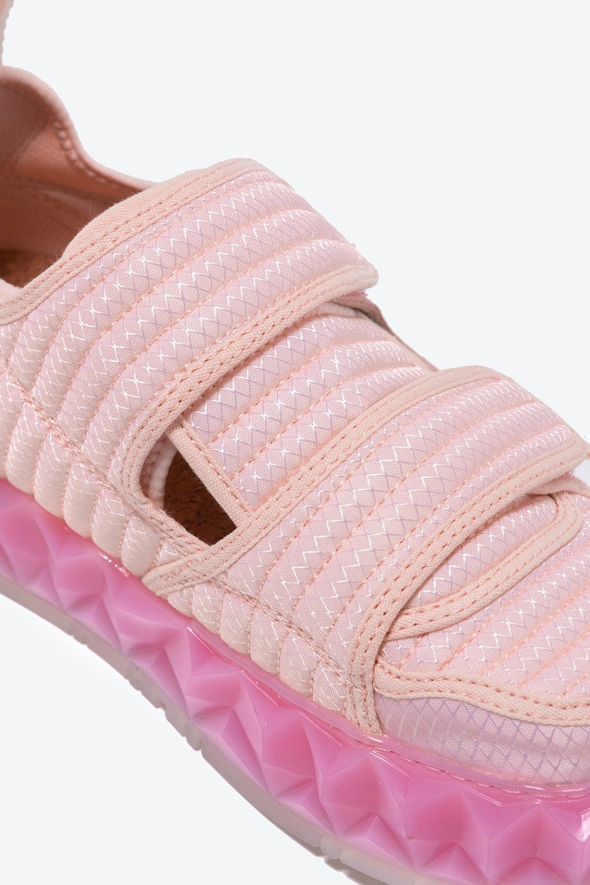 The Suzy B - Oetziceman