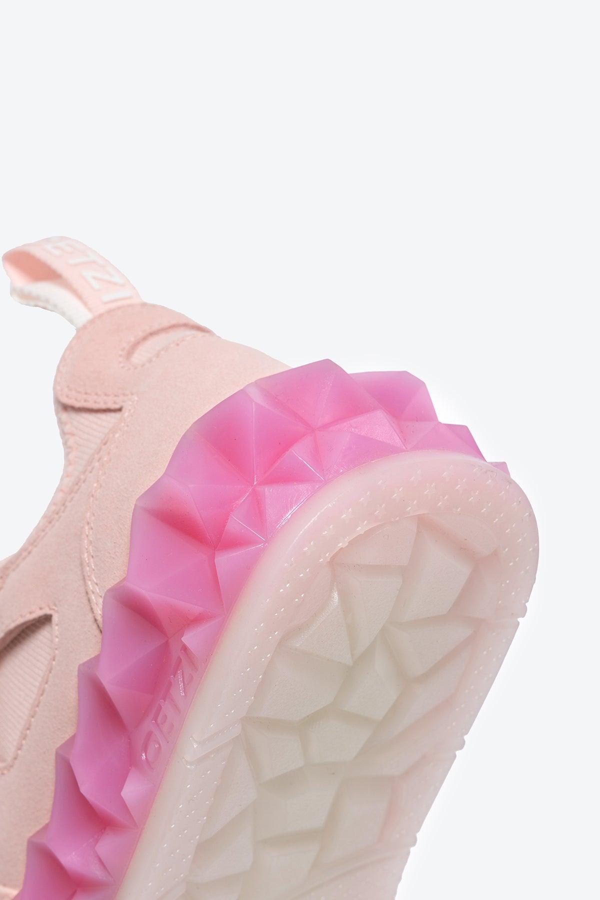 The Suzy B - Oetziceman